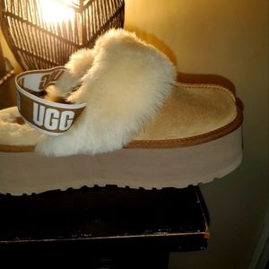 UGG Platform Tan Slides